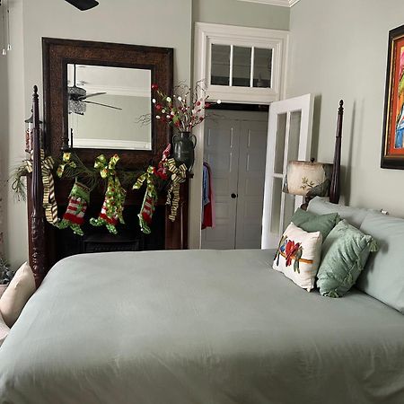 Jenny'S Downtown Hideaway Bed And Breakfast Laurel Luaran gambar