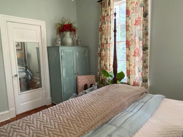 Jenny'S Downtown Hideaway Bed And Breakfast Laurel Luaran gambar