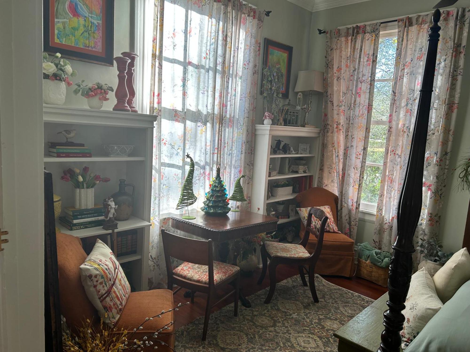 Jenny'S Downtown Hideaway Bed And Breakfast Laurel Luaran gambar